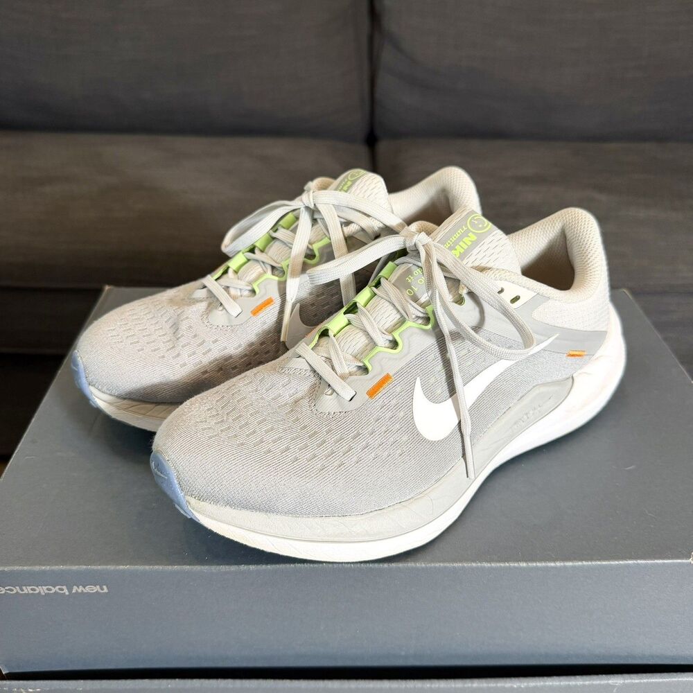 Nike Air Winflo 10 Light Smoke Grey Polar Running Shoes Women's Size 7